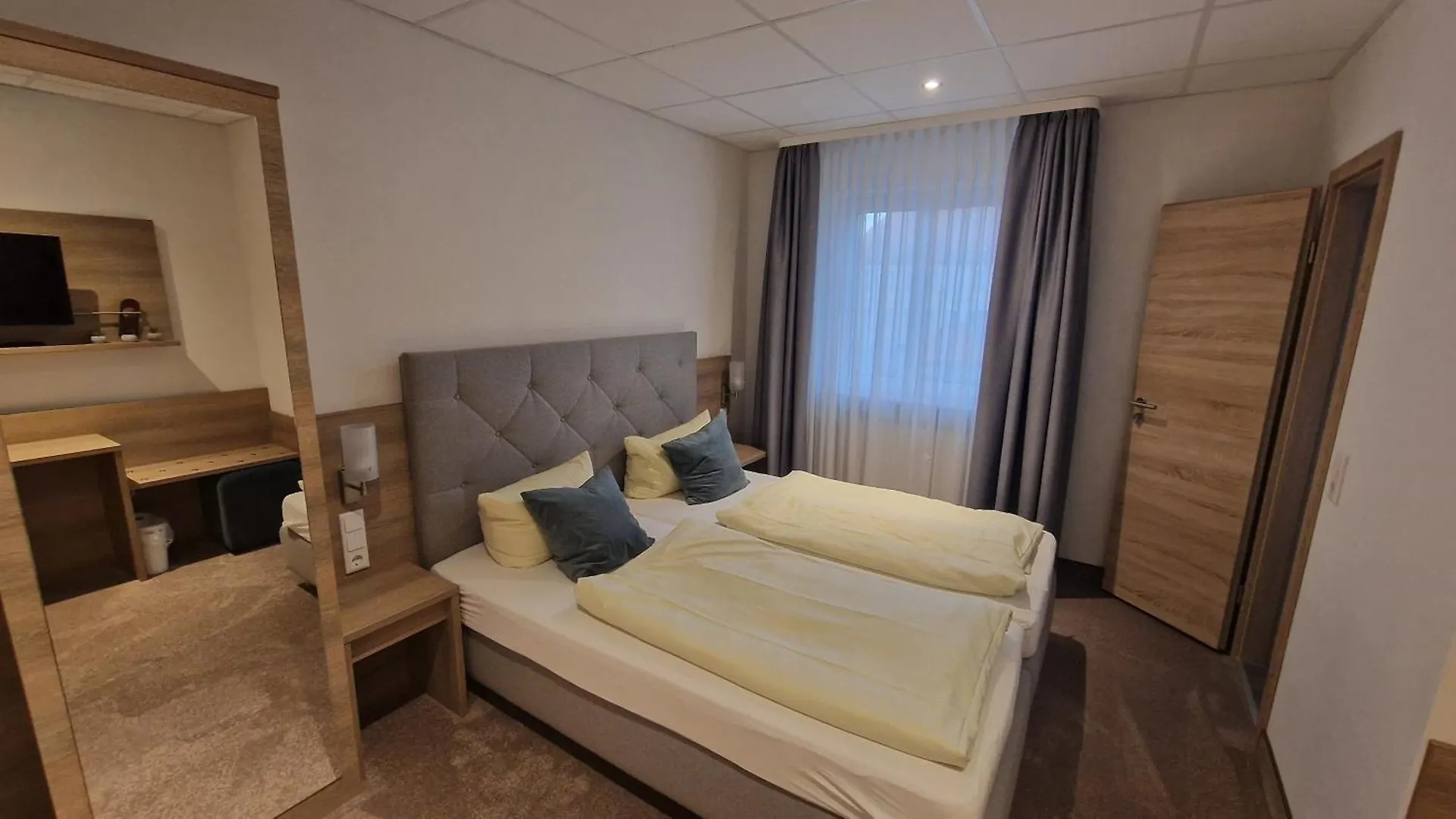 Schwarzer Adler - Hotel Garni Ipsheim