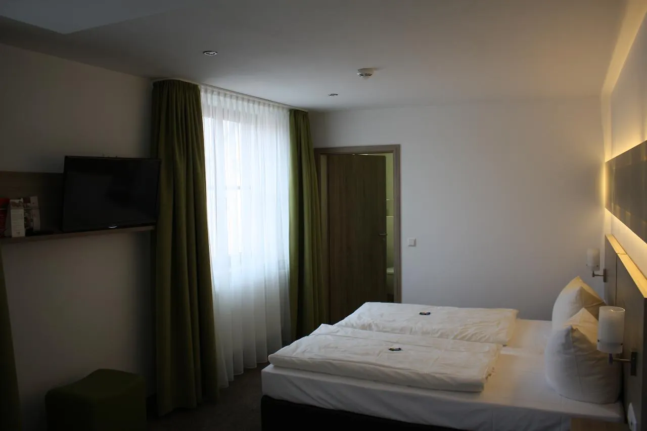 Schwarzer Adler - Hotel Garni Ipsheim